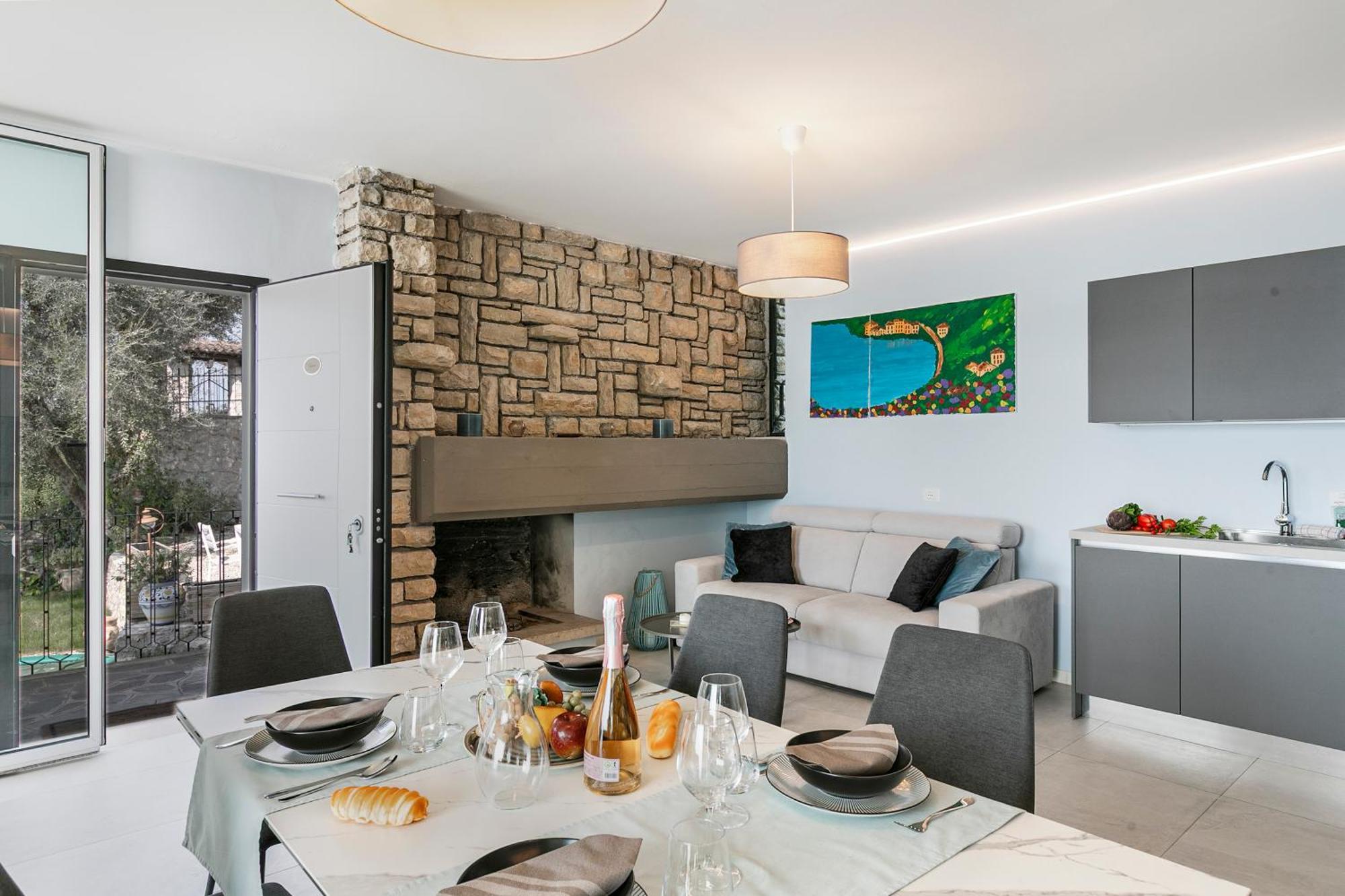 Lake View Villa Mercurio With Shared Pool Brenzone sul Garda Exterior photo